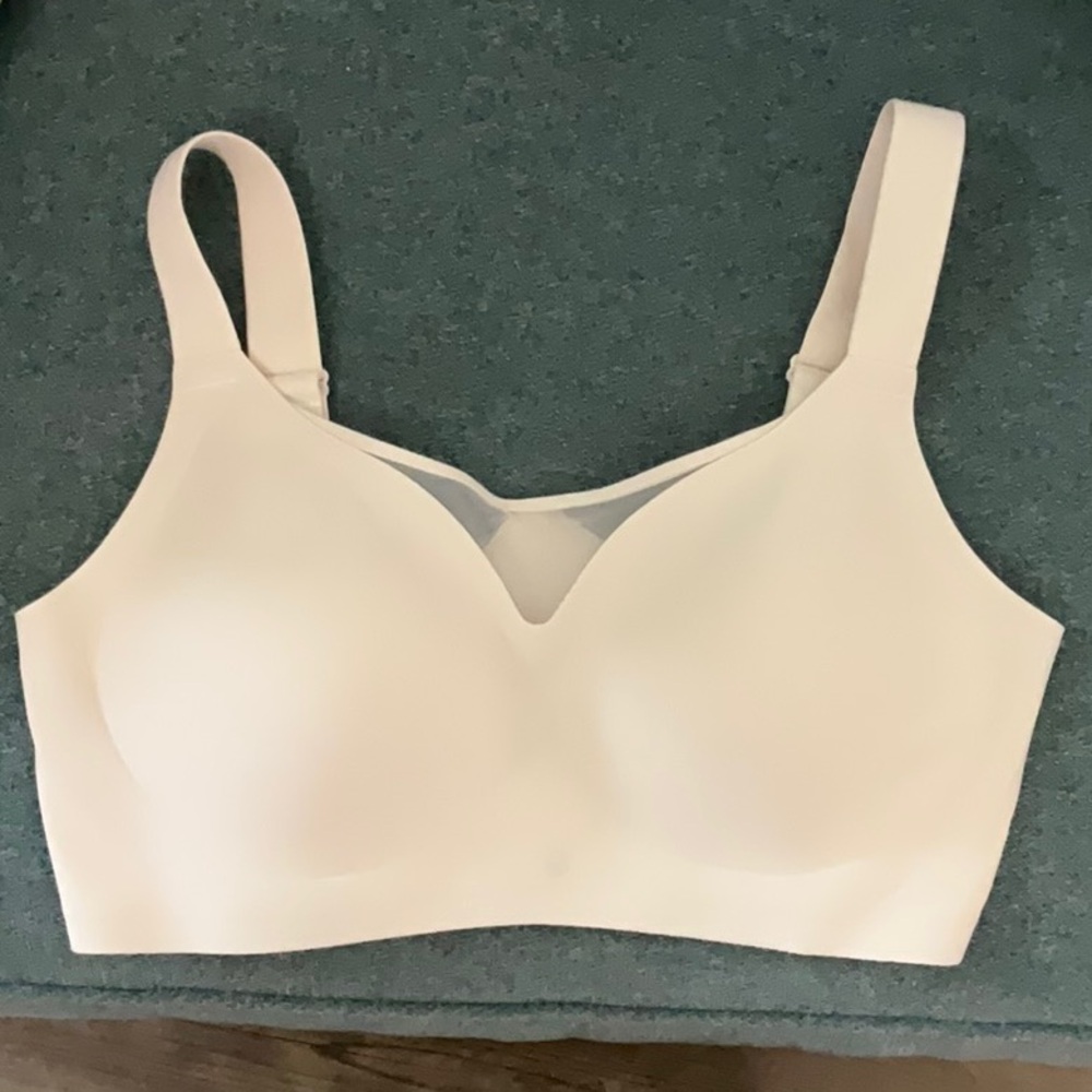 Cream Seamless Bra with Wide Straps